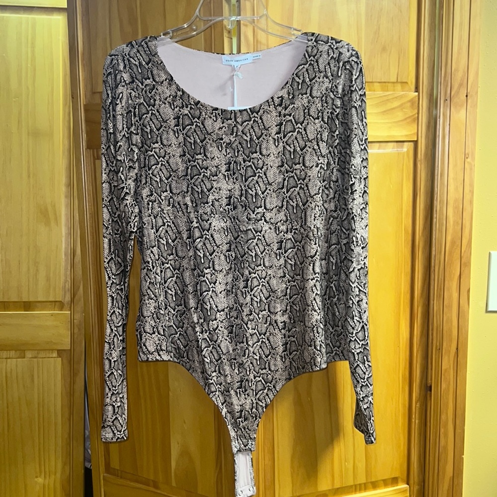 Good American Snake print body suit